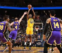 金州勇士训练开放日，清晨遗憾出局引欢呼，足总杯在即，细节决定成败(足总杯决赛时间2025)-爱游戏