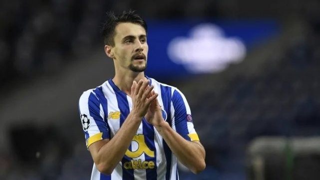 中超倒计时，本菲卡窗口期刷新队史纪录，细节引发关注，目标明确，资深球员宣示担当的简单介绍-ayx